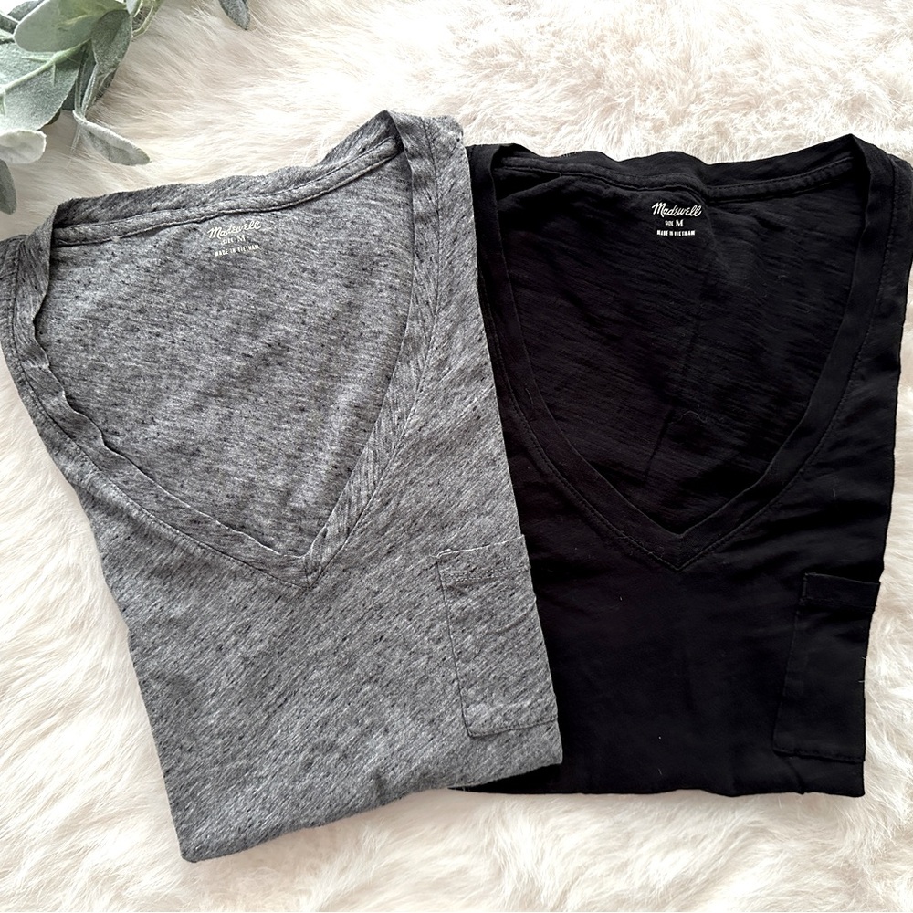 Madewell V Neck SS T Shirt Medium Lot of 2 Gray & Black